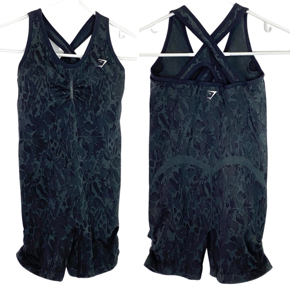 EUC Gymshark Adapt Animal Seamless All In One Butterfly Onesie Size Small Camo